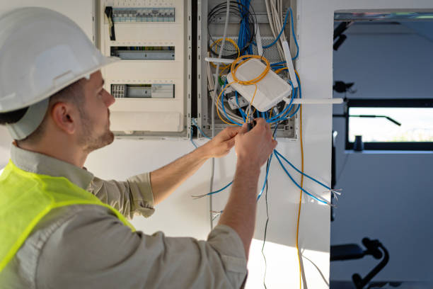 Best Circuit Breaker Repair  in La Crosse, WI